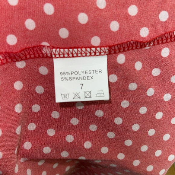 Ruffle Sleeve Red Polka-Dot Button Dress w/Pockets - Picture 6 of 6